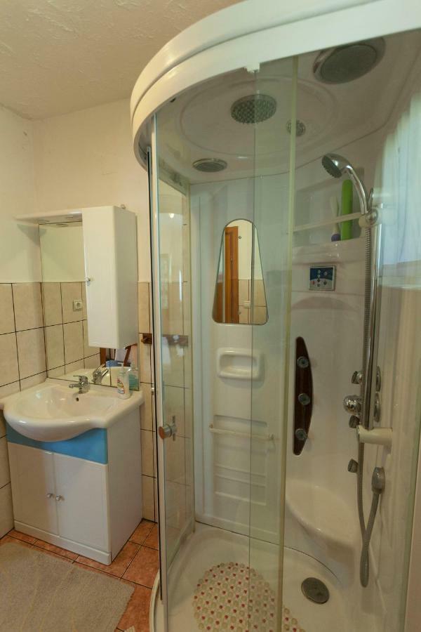 Rooms Maria Слуни Экстерьер фото