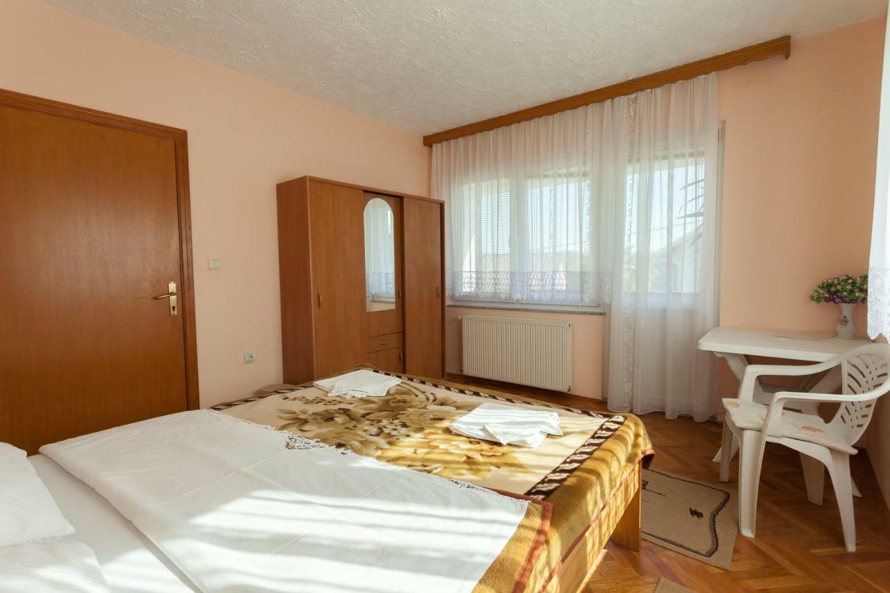 Rooms Maria Слуни Экстерьер фото